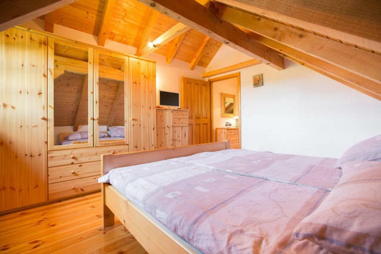 Peacefull Family Cottage Gornji Desinec Exterior photo