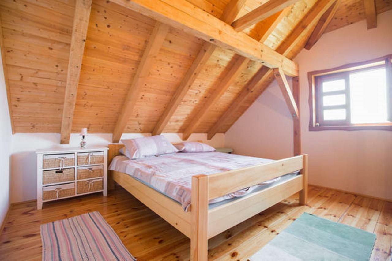 Peacefull Family Cottage Gornji Desinec Exterior photo